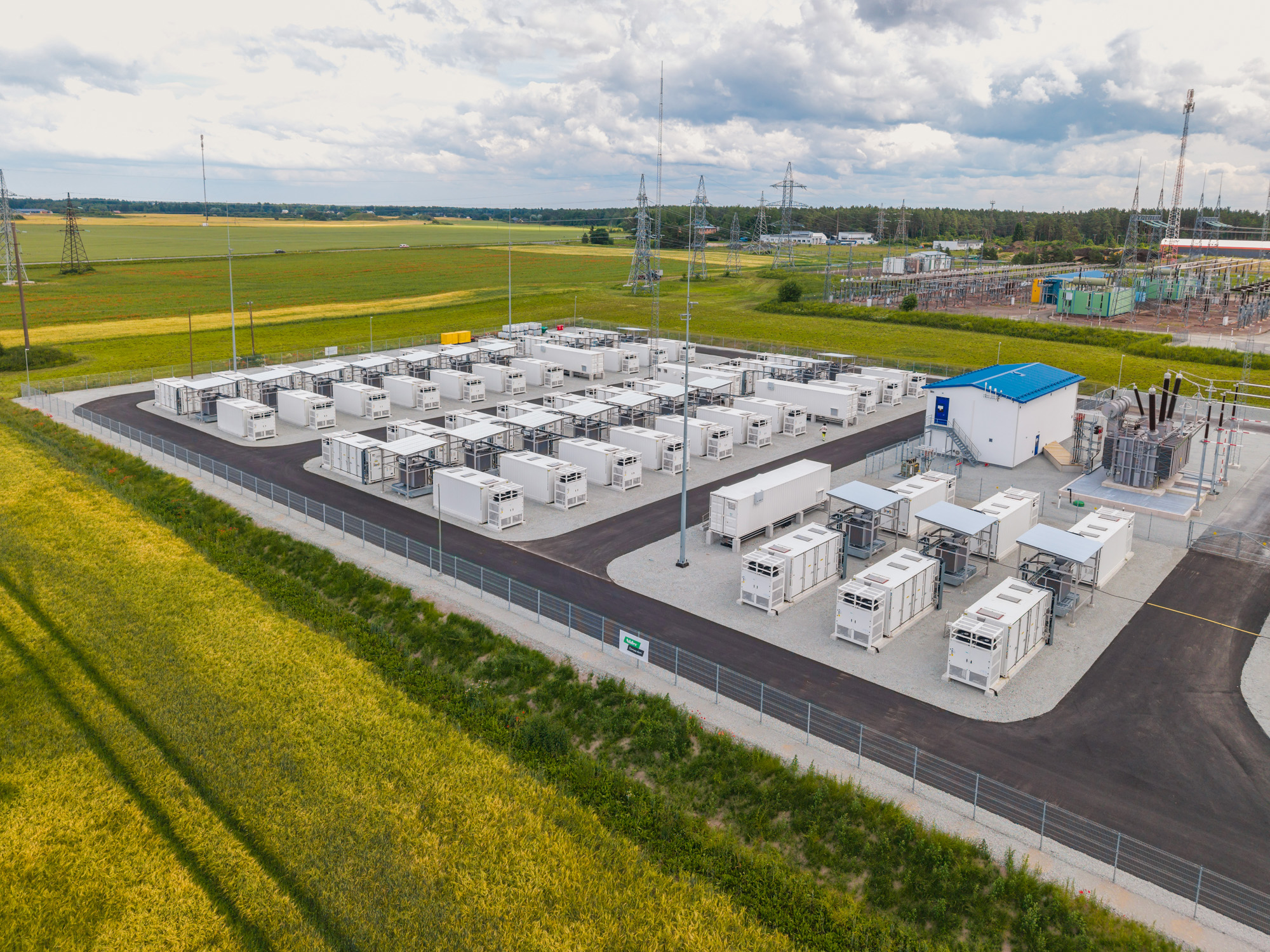 Arukülas alustas tööd 100 megavatine akupark